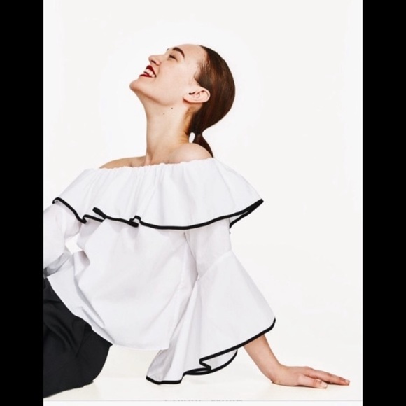 BRAND NEW Zara White Flowy Top - Picture 2 of 2